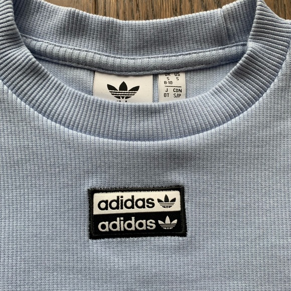Adidas crop top - Picture 4 of 5